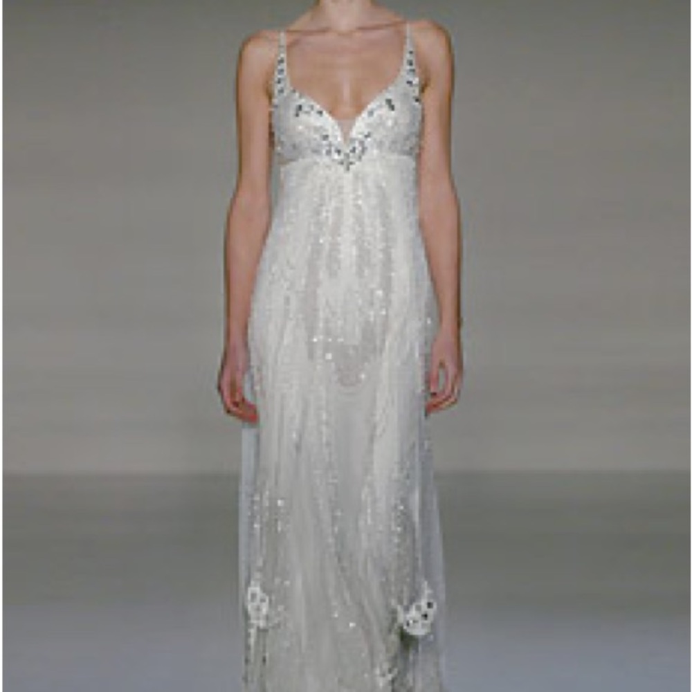 BRIDAL WEDDING GOWN Elegant White Lace layers, Intricate Beading